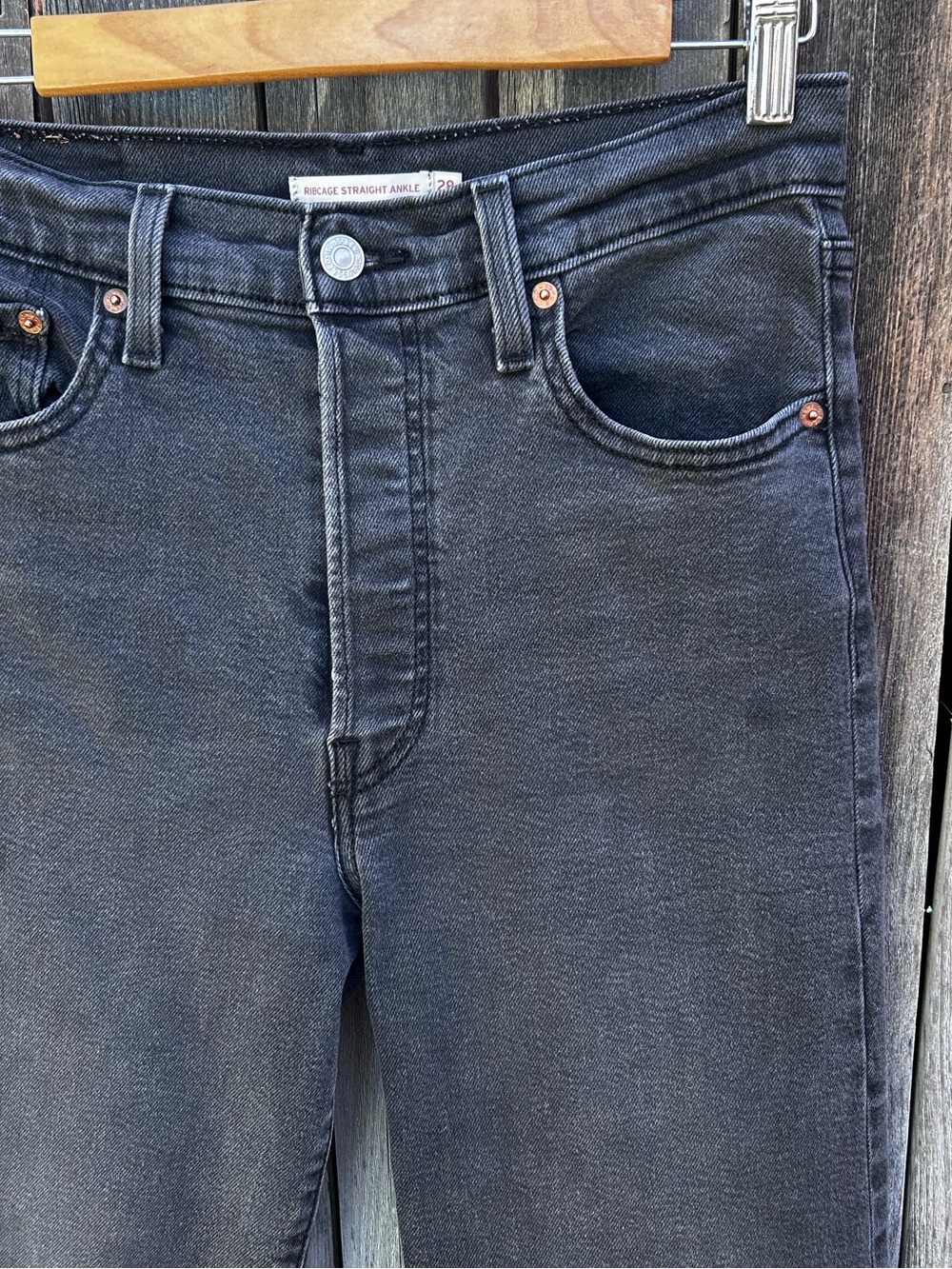 Levi’s Ribcage Straight Ankle Jean Black 28 - Picture 7 of 16